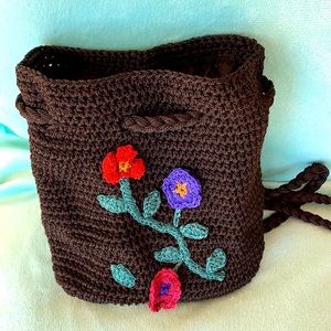 Crochet crossbody drawstring bag